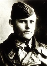 А он не вернулся из боя